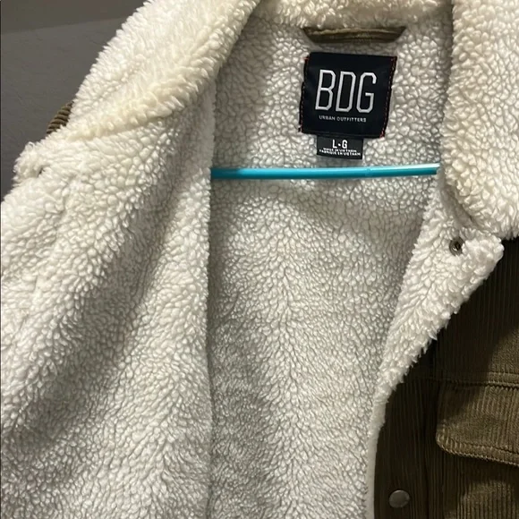 BDG Tan and White Corduroy Shirt Jacket with Sherpa Lining - Picture 2 of 4